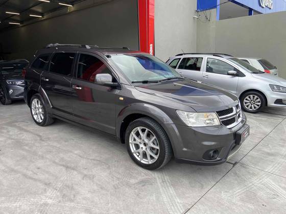 DODGE JOURNEY 3.6 RT V6 GASOLINA 4P AUTOMÁTICO DODGE JOURNEY 3.6 RT V6 GASOLINA 4P AUTOMÁTICO